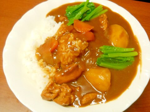 ほうれん草トッピングカレー２種＊＊